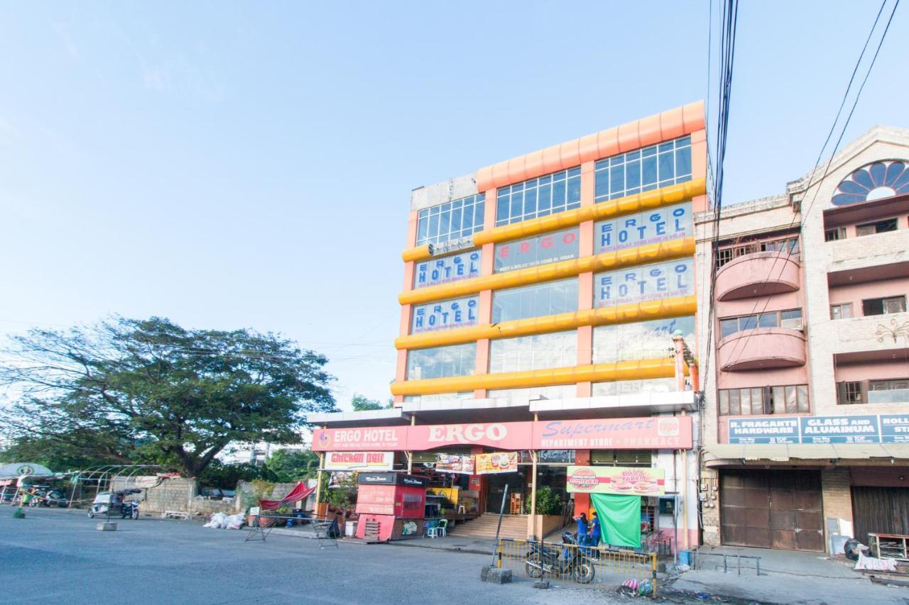 Reddoorz Plus Near Vigan City Commercial Center Exterior photo